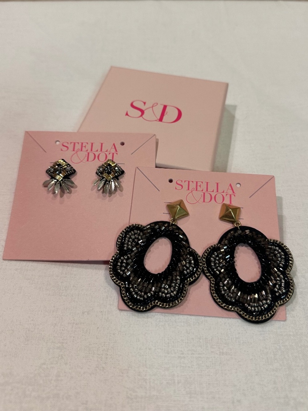 Stella & Dot Earrings Set Black and Gold